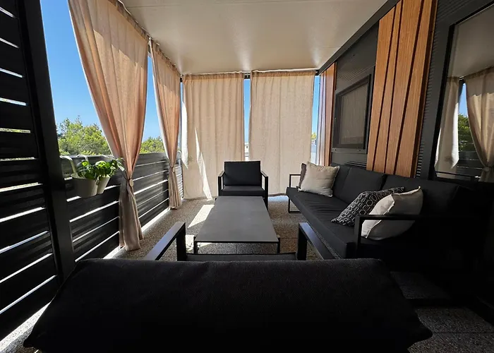 Innova Travelvir - Mobhome Mirasol *